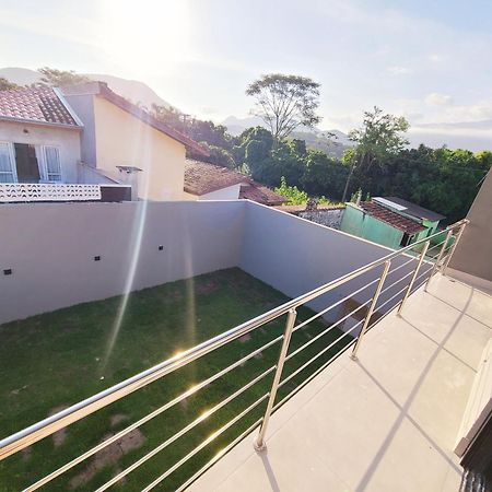Linda Casa A 200M Da Praia Do Capricornio Caraguatatuba Ngoại thất bức ảnh